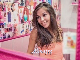 Alina555 1 chatte mouillée
