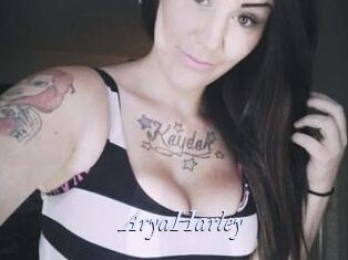 aryaHarley 1 chatte mouillée