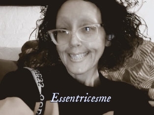 Essentricesme