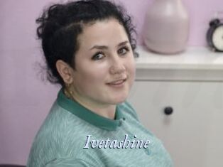 ivetashine 1 chatte mouillée