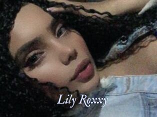 Lily_Roxxy