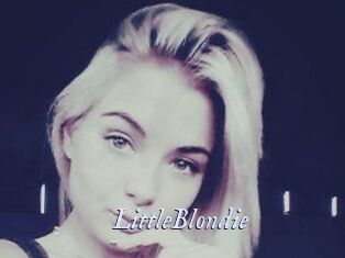 LittleBlondie 1 chatte mouillée