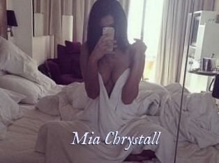 Mia_Chrystall