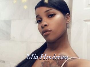 Mia_Henderson