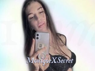 MoniqueXSecret