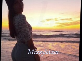 mixxylovesx 1 chatte mouillée