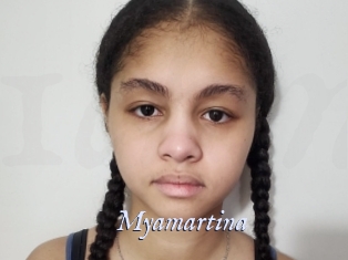 myamartina 1 chatte mouillée